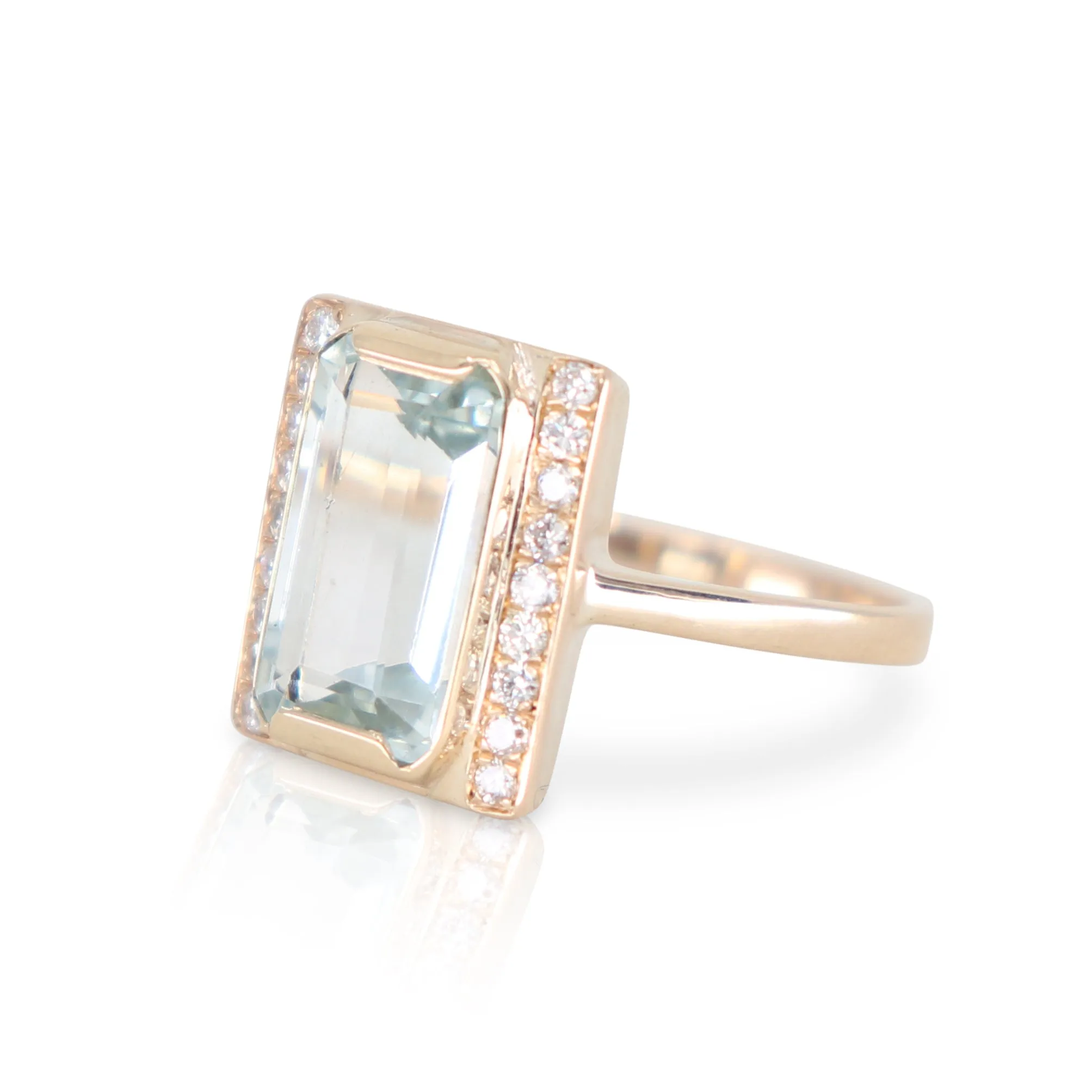 Aquamarine and diamond baguette ring