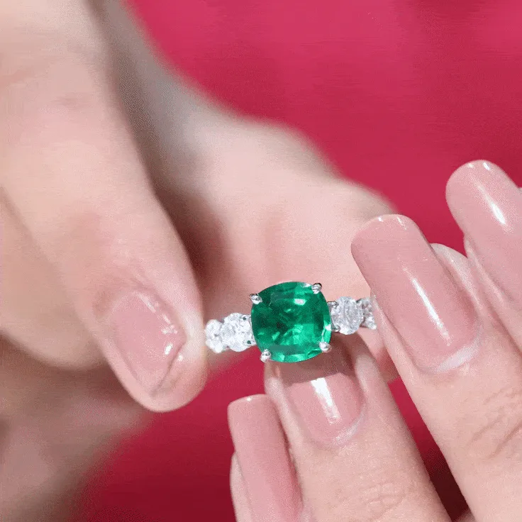 Cushion Cut Created Emerald Solitaire Ring with Moissanite Side Stones