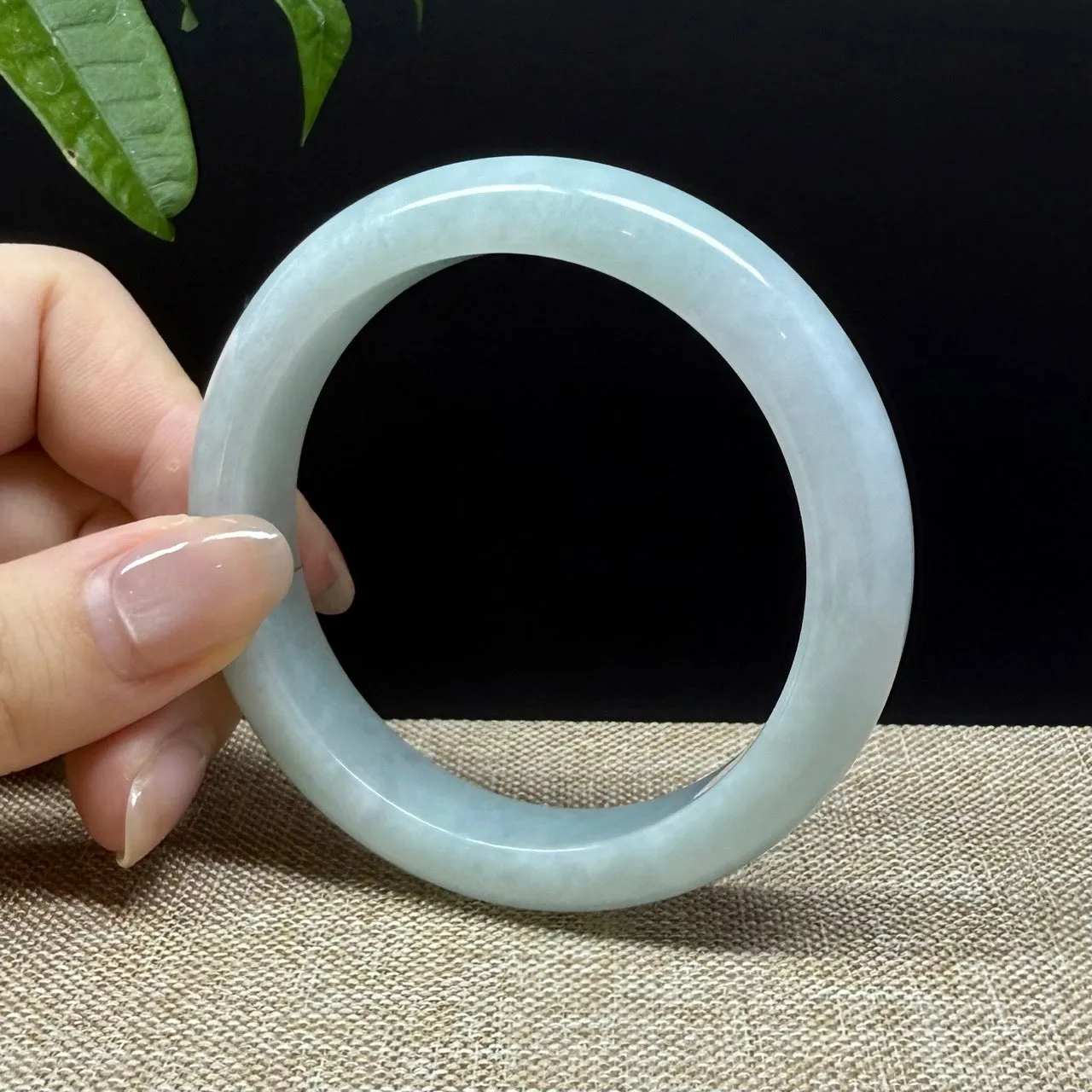 Genuine Burmese Green Jade Jadeite Bangle Bracelet ( 56.4mm )