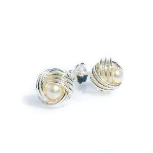 Knot Pearl Studs