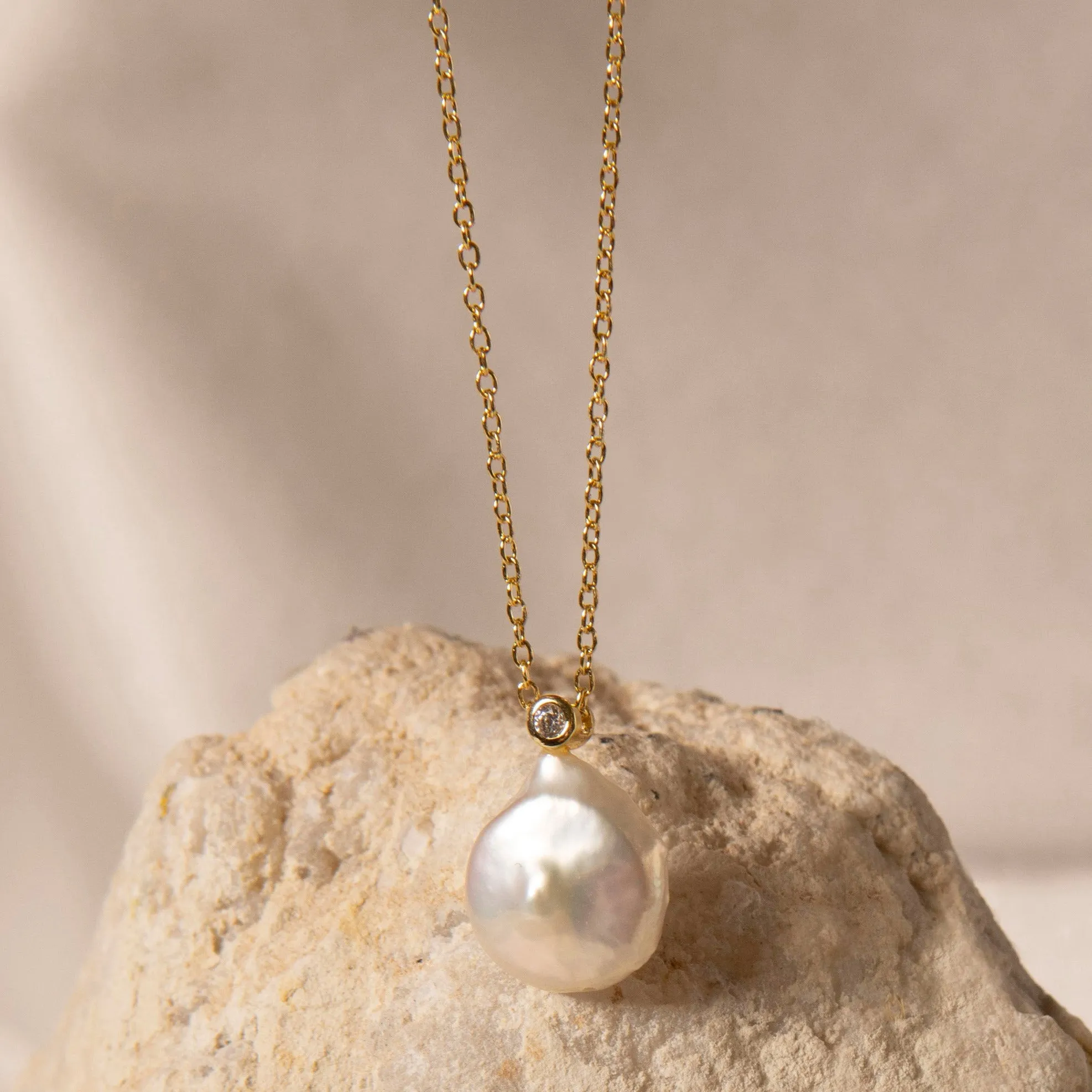 Lexa Pearl Necklace