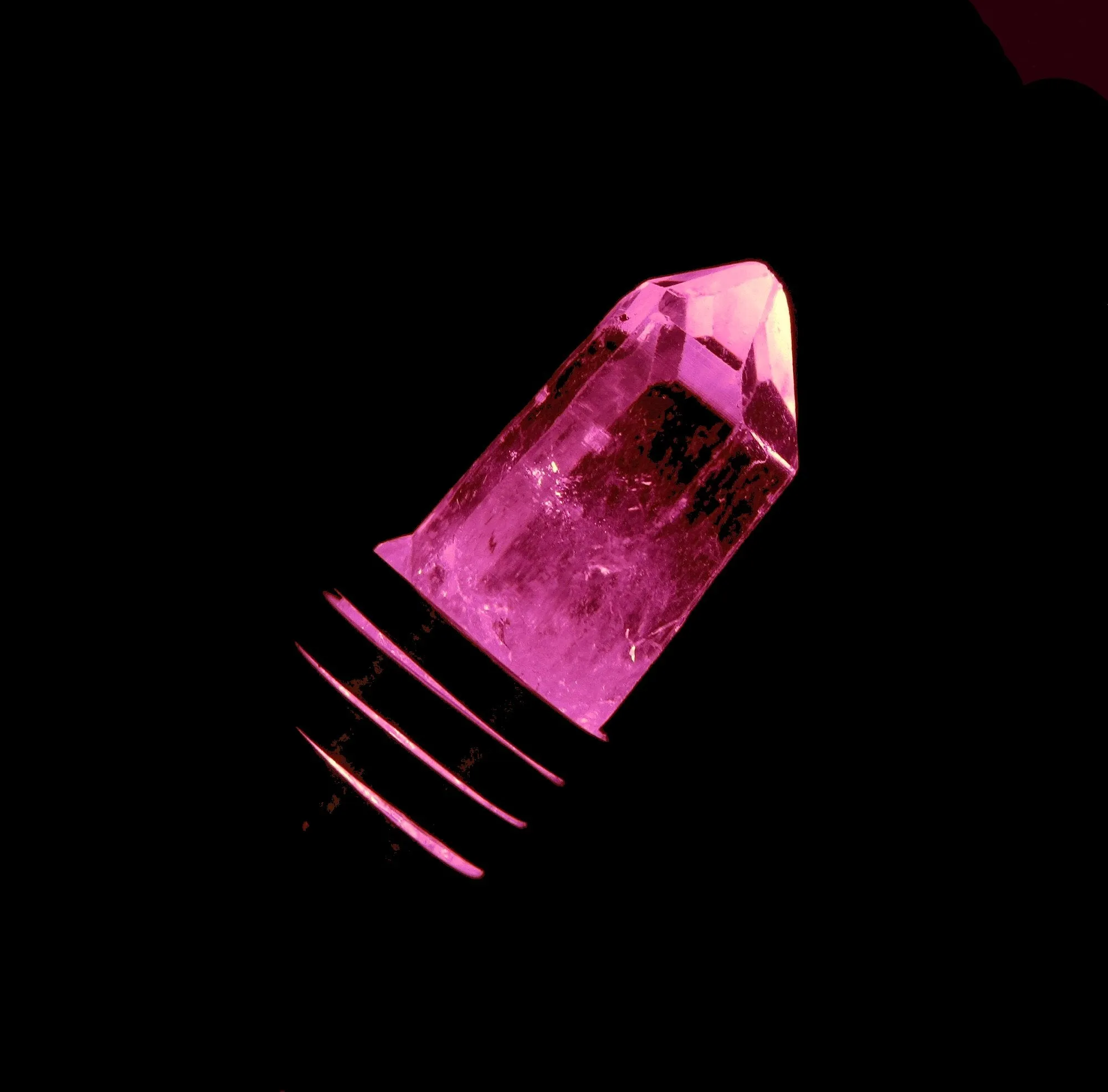 Light Up Hot Pink Quartz LED Crystal Glow Pendant Necklace