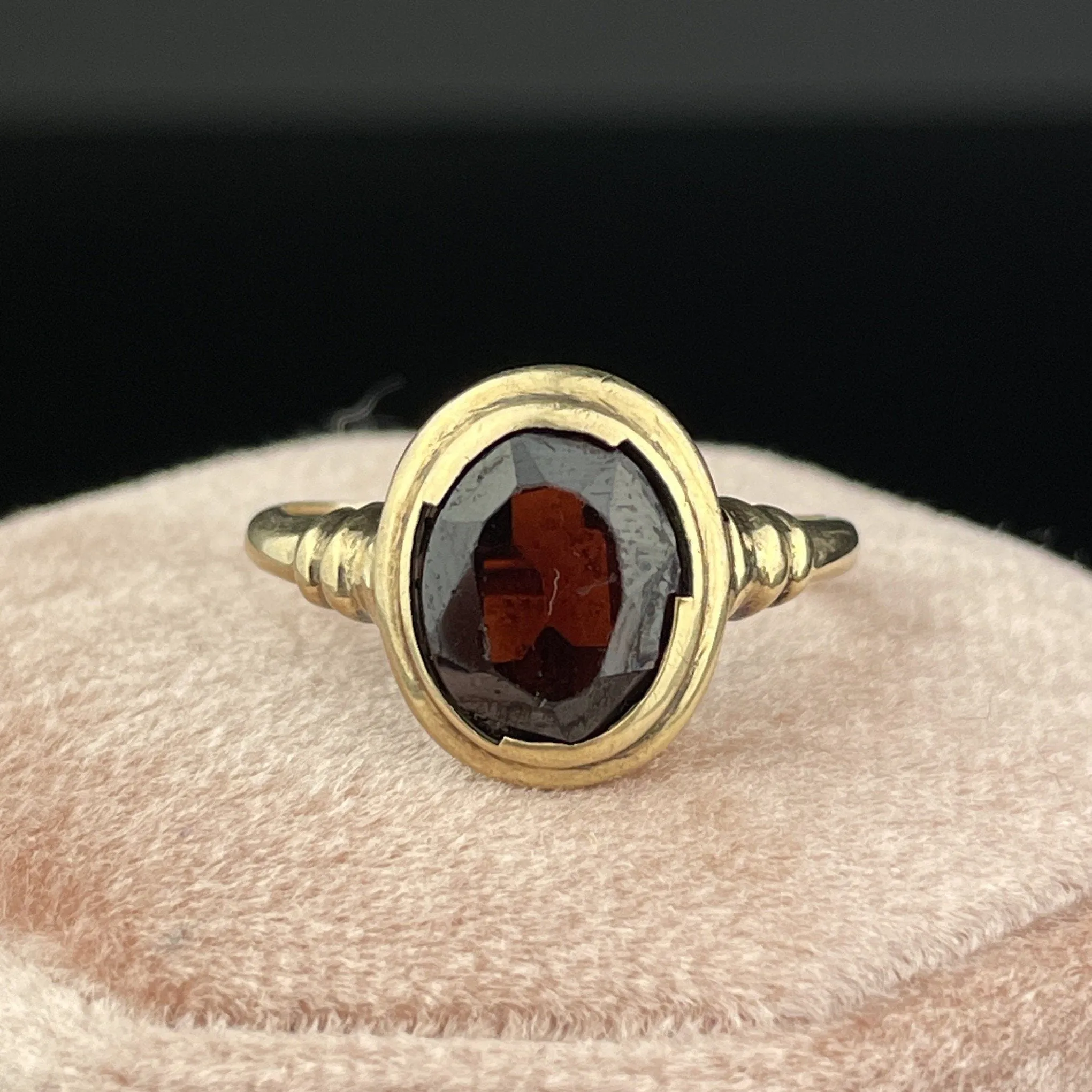 Vintage 10K Gold Garnet Solitaire Engagement Ring, Sz 4 3/4